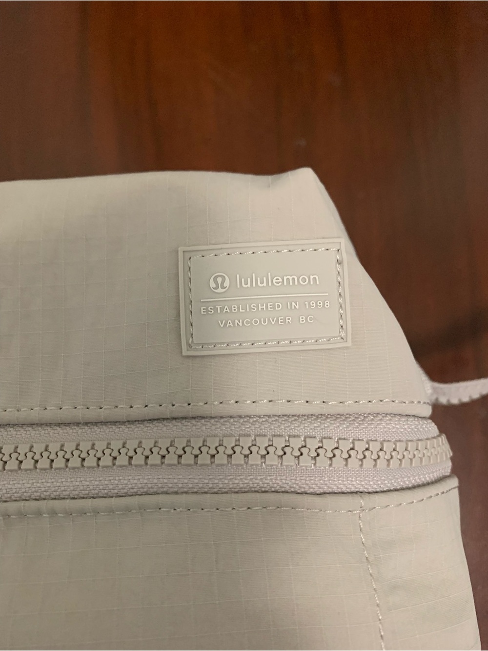 Lulu Lemon Dual Compartment Toiletry Case - Picture 3 of 5